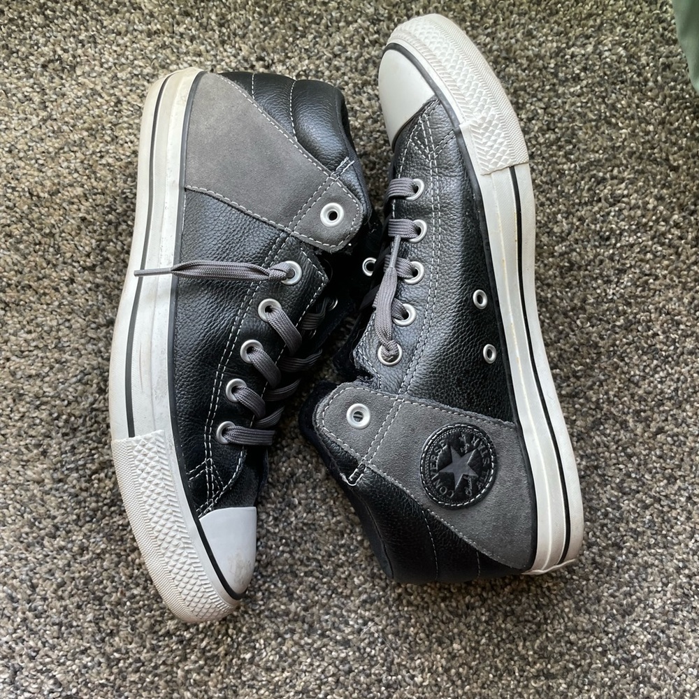 Leather high top converse. Thick around the ankle mens 8